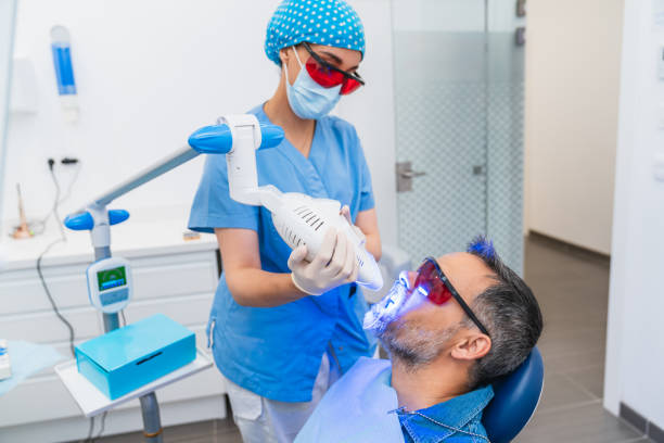 Best Emergency Dental Care for Broken or Chipped Teeth in Rossvle, IL